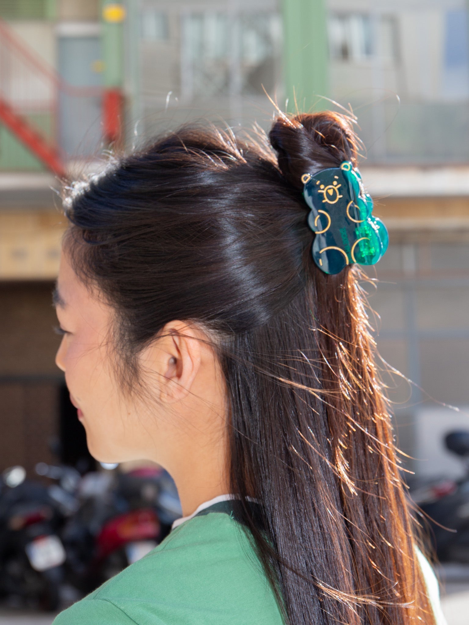 Green Gummy Bear Hair Claw