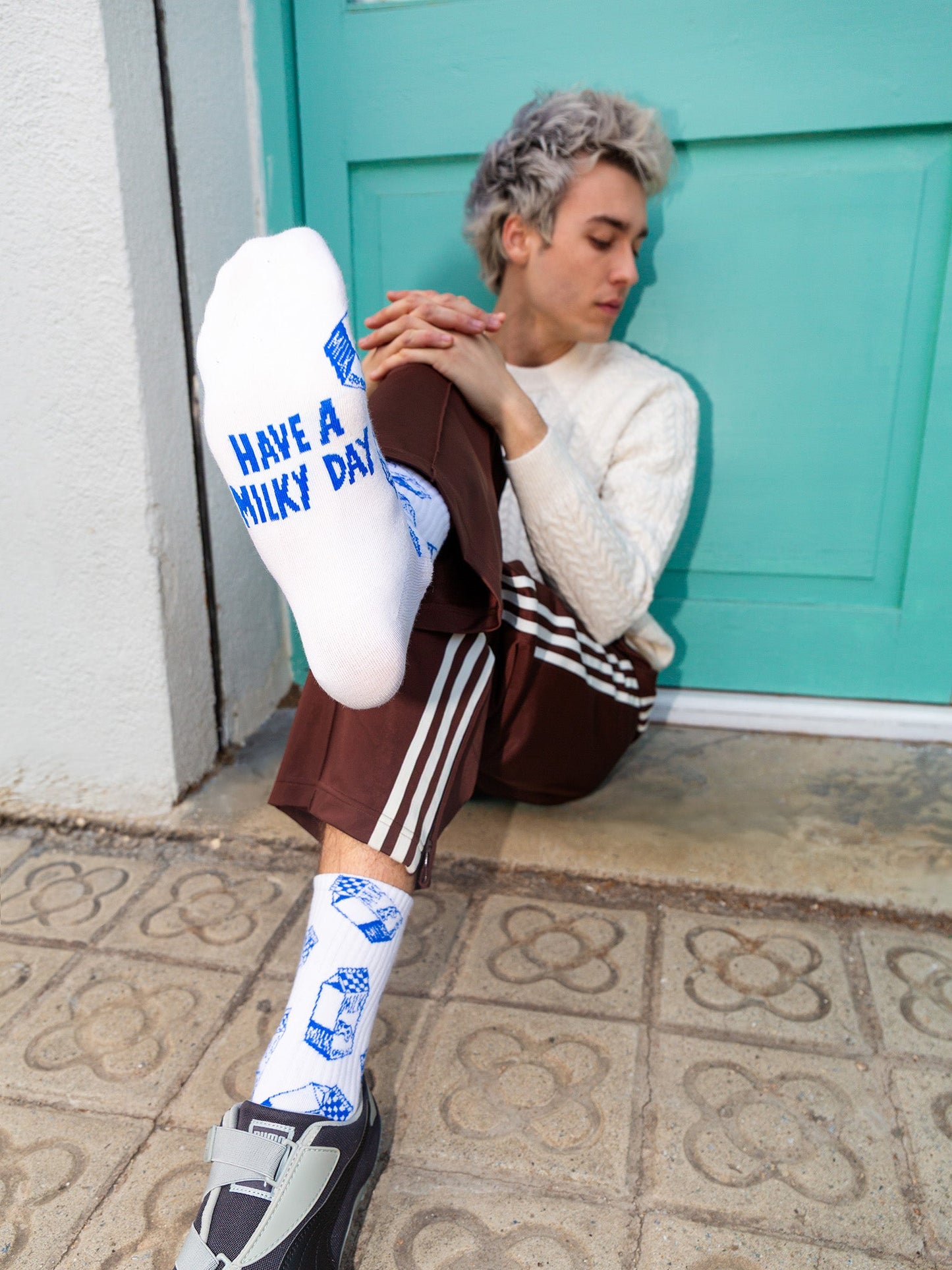 Milky Day Flat Socks